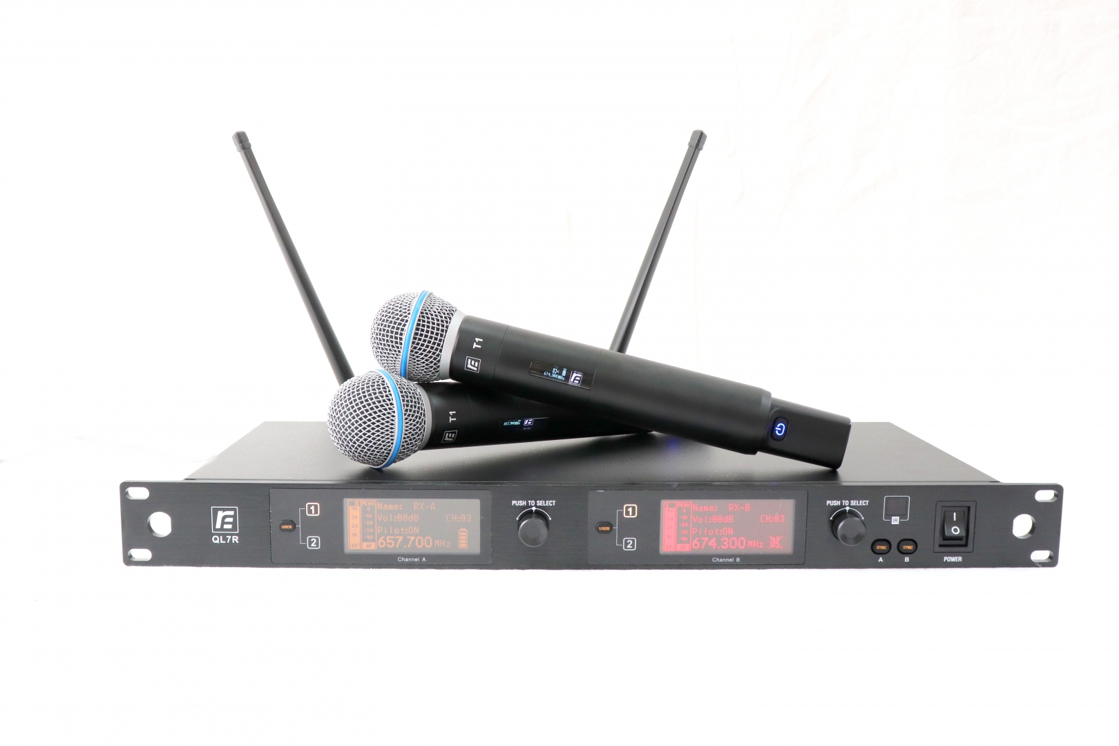 RFIntell QL7R/T1-A 651,800-683,400 МГц 2-канальная радиосистема с 2-мя ручными микрофонами в Суворове